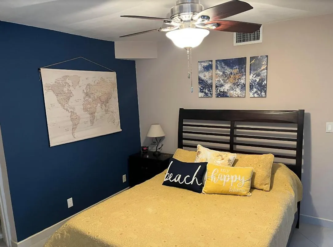 The Lookout At Coral Beach Apartment Freeport